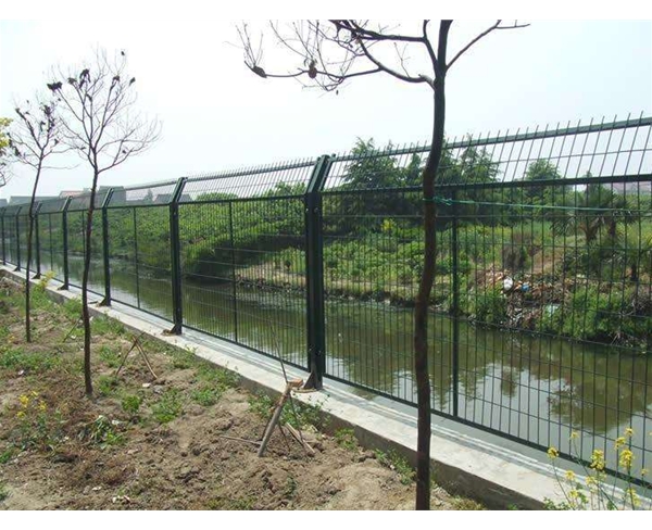公路护栏网价格