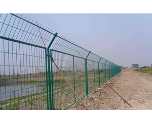 公路护栏网